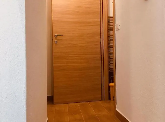 Cav Mameli Апарт-отель