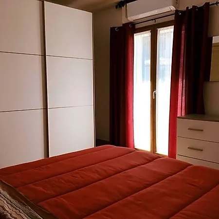 Apart-hotel Cav Mameli 3*