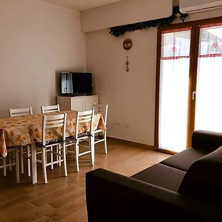 Cav Mameli Apart-hotel 3*