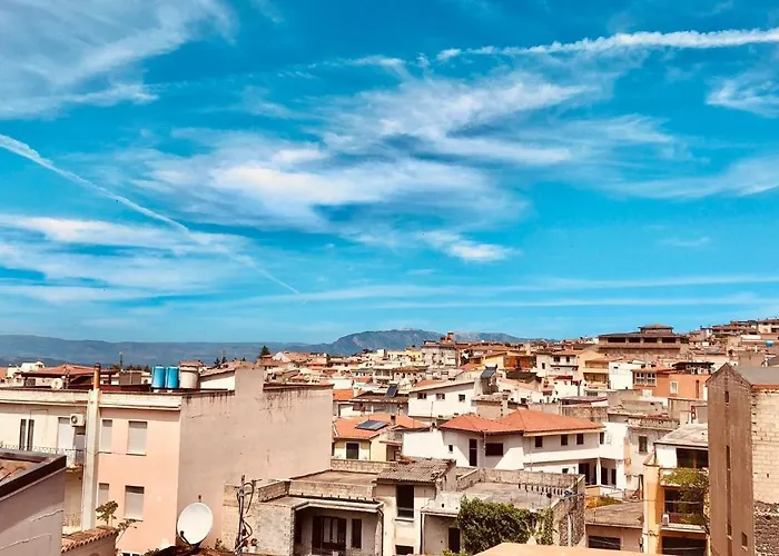 Cav Mameli 公寓式酒店