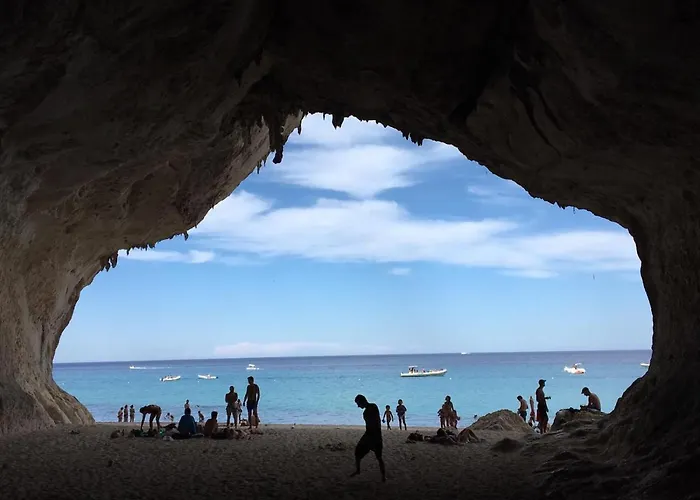 Cav Mameli 公寓式酒店 多尔加利